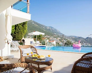 Kaş Kalkan'da Deniz Manzaralı, Özel Havuzlu, 5+1 Villa - 5
