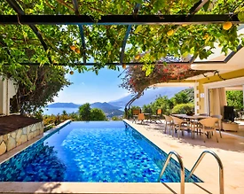 Kaş Andifli'de Göz Alıcı Deniz Manzaralı, Özel Havuzlu, Jakuzili Villa - 3