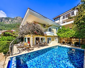 Kaş Andifli'de Göz Alıcı Deniz Manzaralı, Özel Havuzlu, Jakuzili Villa - 2