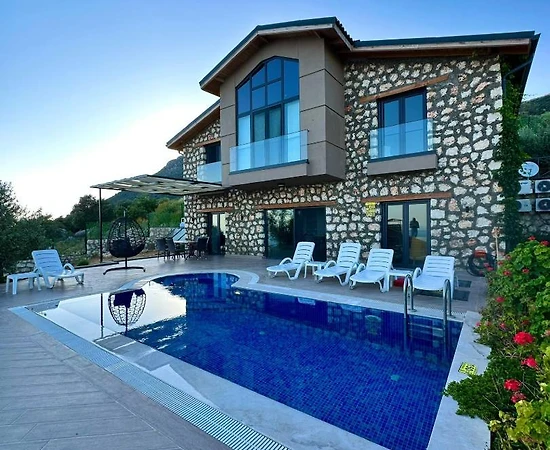 Kaş Sarıbelen'de Muhteşem Doğada, Özel Havuzlu, Taş Villa - 1