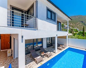 Kaş İslamlar'da Çekirdek Ailelere Uygun, Özel Havuzlu, Konforlu Villa - 3