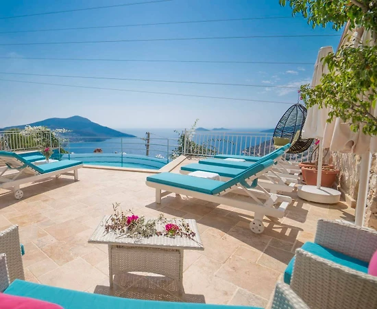 Kaş Kalkan'da Enfes Deniz Manzaralı, Özel Havuzlu, 10 Kişilik Villa - 1