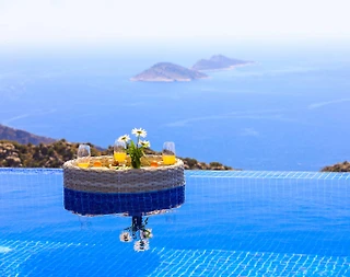 Kaş Bezirgan'da Enfes Deniz Manzaralı, Özel Havuzlu, Lüks Villa - 1