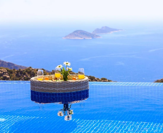 Kaş Bezirgan'da Enfes Deniz Manzaralı, Özel Havuzlu, Lüks Villa - 1