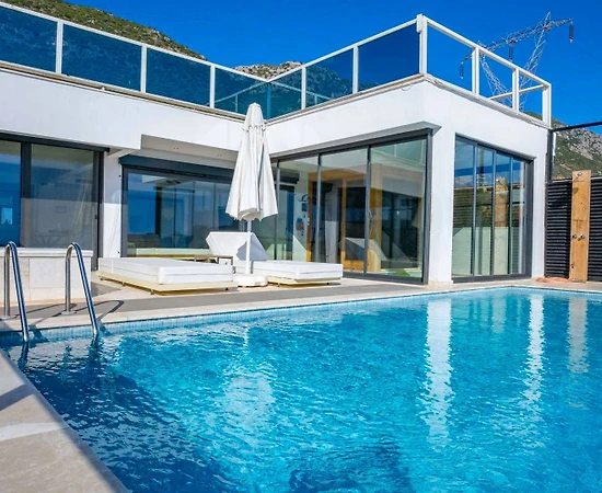 Kaş Bezirgan'da Eşsiz Deniz Manzaralı, Özel Havuzlu, Ferah Villa - 1