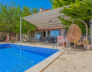 Kaş İslamlar'da Enfes Deniz Manzaralı, Özel Havuzlu, 6 Kişilik Villa - 1