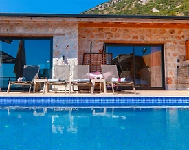 Kaş İslamlar'da Taş Mimarili, Özel Havuzlu, Konforlu Villa - 2