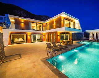 Kaş Bezirgan'da Büyüleyici Deniz Manzaralı, Özel Havuzlu, Kiralık Villa - 2