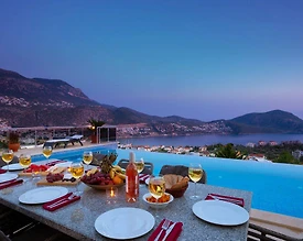 Kaş Kalkan'da Büyüleyici Manzaraya Sahip, Özel Havuzlu, Lüks Villa - 2