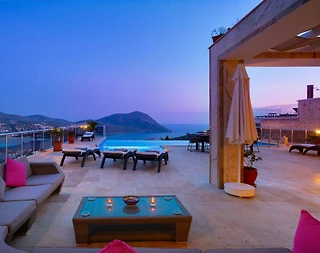 Kaş Kalkan'da Büyüleyici Manzaraya Sahip, Özel Havuzlu, Lüks Villa - 5