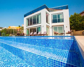 Kaş Kalkan'da Geniş Ailelere Uygun, Özel Havuzlu, Ferah Villa - 2