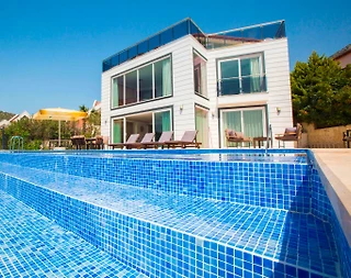 Kaş Kalkan'da Geniş Ailelere Uygun, Özel Havuzlu, Ferah Villa - 2