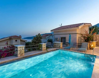Kalkan Kalamar'da Deniz Manzaralı, Geniş Ailelere Uygun, Kiralık Villa - 3