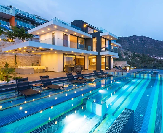 Kaş Kalkan'da Benzersiz Deniz Manzaralı, Özel Havuzlu, İhtişamlı Villa - 1