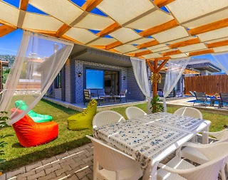 Demre Karabucak'ta Çekirdek Ailelere Uygun, Özel Havuzlu, Ferah Villa - 3