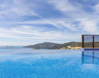 Kaş Kalkan'da Deniz Manzaralı, Sonsuzluk Havuzlu, 4+1 Kiralık Villa - 4