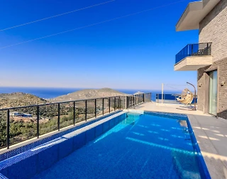 Kaş Bezirgan'da Göz Alıcı Deniz Manzaralı, Özel Havuzlu, Lüks Villa - 4