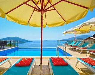 Kalkan'da Kalabalık Ailelere Uygun, Açık ve Kapalı Havuzlu, Şık Villa - 4