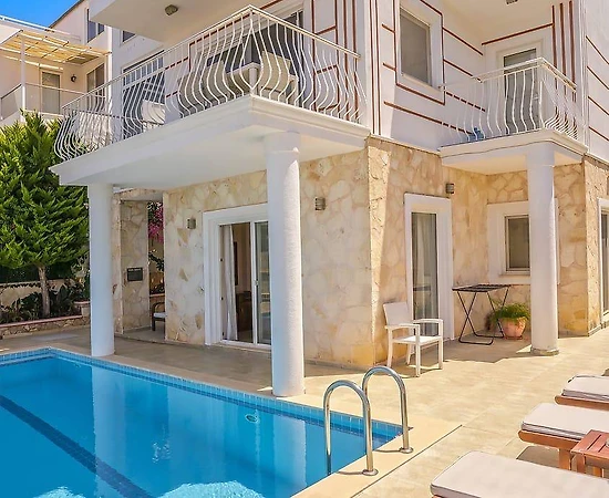 Kalkan Kışla'da Denize Yakın, Özel Havuzlu, Konforlu Villa - 1