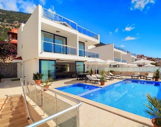 Kaş Kalkan'da Deniz Manzaralı, Özel Havuzlu, Lüks Villa - 1
