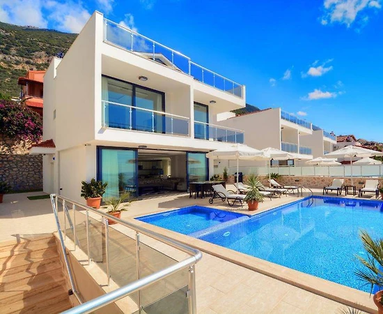 Kaş Kalkan'da Deniz Manzaralı, Özel Havuzlu, Lüks Villa - 1