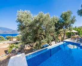 Kaş Yeşilköy'de Balayı Çiftlerine Uygun, Özel Havuzlu, Manzaralı Villa - 3