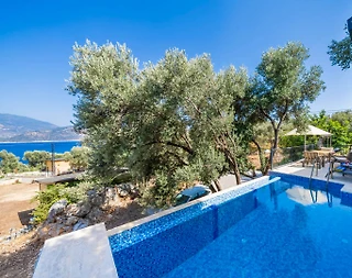 Kaş Yeşilköy'de Balayı Çiftlerine Uygun, Özel Havuzlu, Manzaralı Villa - 3