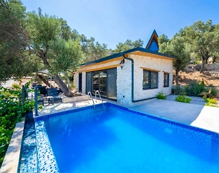 Kaş Yeşilköy'de Enfes Deniz Manzaralı, Özel Havuzlu, Balayı Villası - 1