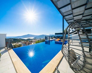 Kaş Bezirgan'da Enfes Deniz Manzaralı, Özel Havuzlu, Lüks Villa - 1