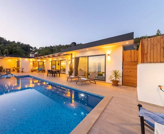 Kaş İslamlar'da Deniz Manzaralı, Özel Havuzlu, Kiralık Balayı Villası - 1