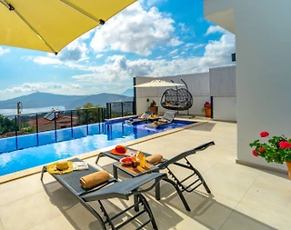 Kaş Bezirgan'da Enfes Deniz Manzaralı, Özel Havuzlu, Jakuzili Villa - 3