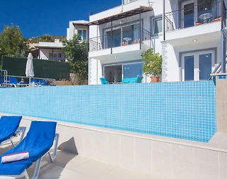 Kalkan'da Deniz Manzaralı, Denize Yürüyüş Mesafesinde, Kiralık Villa - 4