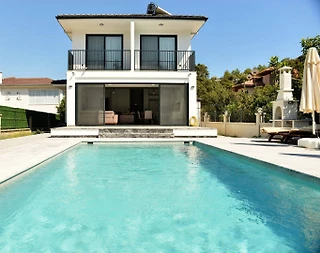 Muğla Ortaca'da Denize Yakın Konumda, Özel Havuzlu, 3+1 Villa  - 1