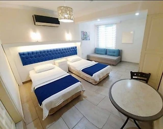 Bodrum Bahçelievler'de Denize Sıfır Konumda, 3 Kişilik, Kiralık Suit - 3