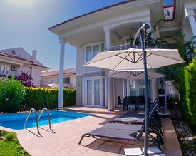 Fethiye'de Denize Yürüme Mesafesinde, Özel Havuzlu, Bahçeli Villa - 3