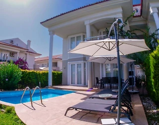 Fethiye'de Denize Yürüme Mesafesinde, Özel Havuzlu, Bahçeli Villa - 3