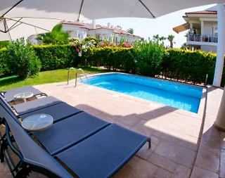 Fethiye'de Denize Yürüme Mesafesinde, Özel Havuzlu, Bahçeli Villa - 4