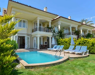 Fethiye'de Denize Yürüme Mesafesinde, Özel Havuzlu, Bahçeli Villa - 1