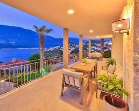 Kaş Andifli'de Muhteşem Deniz Manzaralı, Özel Havuzlu, 6 Kişilik Villa - 2