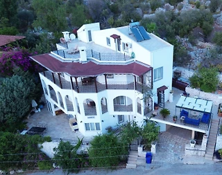 Kaş Kalkan'da Merkezi Konumda, Özel Havuzlu, 10 Kişilik Villa - 1