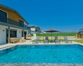 Fethiye Kargı'da Sakin Konumda, Kapalı Havuzlu, Modern Villa - 2