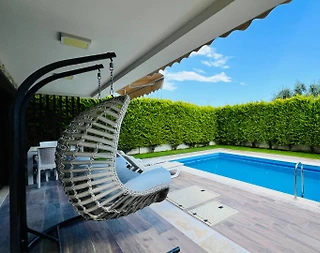 Kemer Çamyuva'da Denize Yakın Konumda, Özel Havuzlu, 4+1 Villa - 5