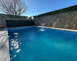 Kuşadası Yavansu'da Elverişli Konumda, Özel Havuzlu, Modern Villa  - 4