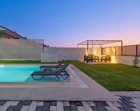 Fethiye Çiftlik'te Denize Yakın, Özel Havuzlu, Modern Villa - 3