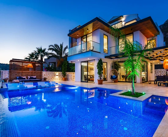 Kaş Kalkan'da Eşsiz Deniz Manzaralı, Özel Havuzlu, Saunalı Villa  - 1