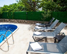 Datça Merkez'de Deniz Manzaralı, Özel Havuzlu, Şık Villa - 2