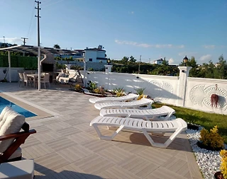 Didim Ak-Yeniköy'de Kalabalık Ailelere Uygun, Özel Havuzlu, Lüks Villa - 4