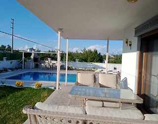 Didim Ak-Yeniköy'de Kalabalık Ailelere Uygun, Özel Havuzlu, Lüks Villa - 5