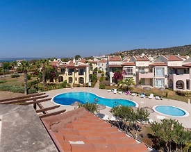 Didim Akbük'te Deniz Manzaralı, Tesis İçerisinde, Kiralık Dubleks Ev - 2