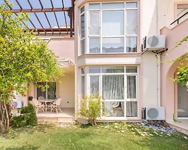 Didim Akbük'te Denize Sıfır Konumda, Ortak Havuzlu, Konforlu Daire - 2